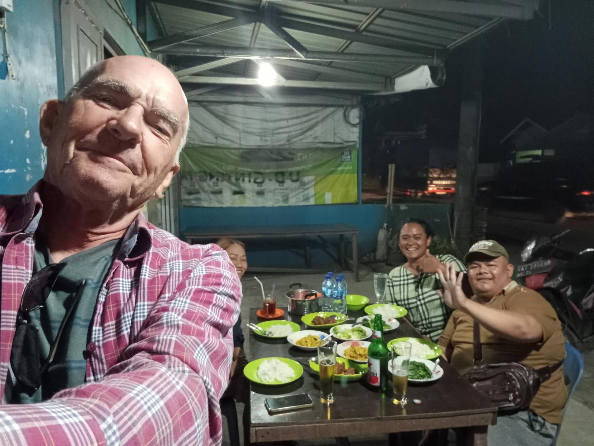 Vulkaan Homestay Berastagi Exteriér fotografie