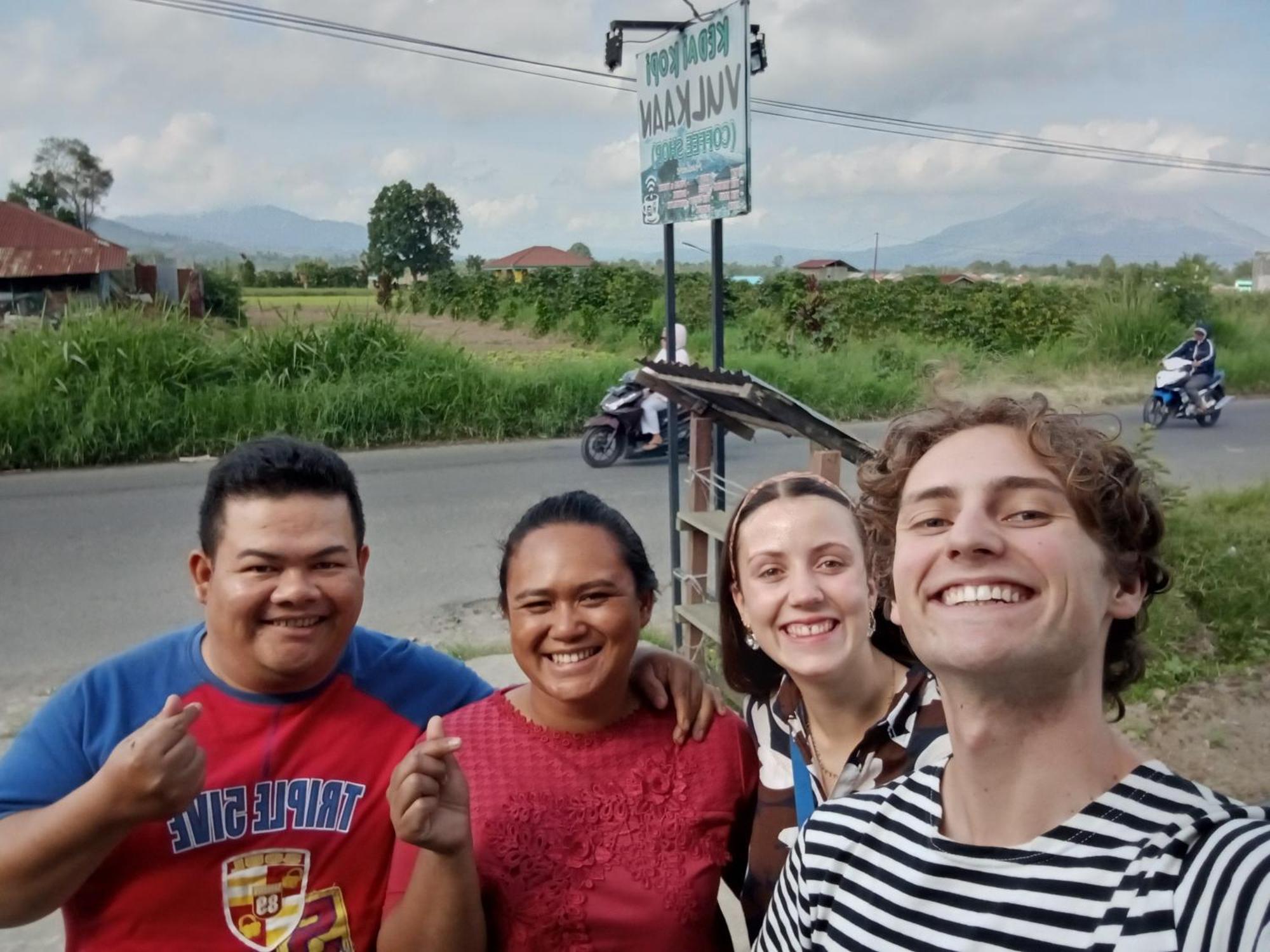 Vulkaan Homestay Berastagi Exteriér fotografie